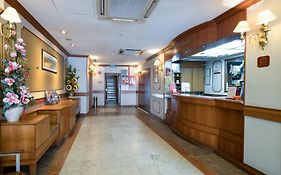 โรงแรมโฟร์วเชนวิว